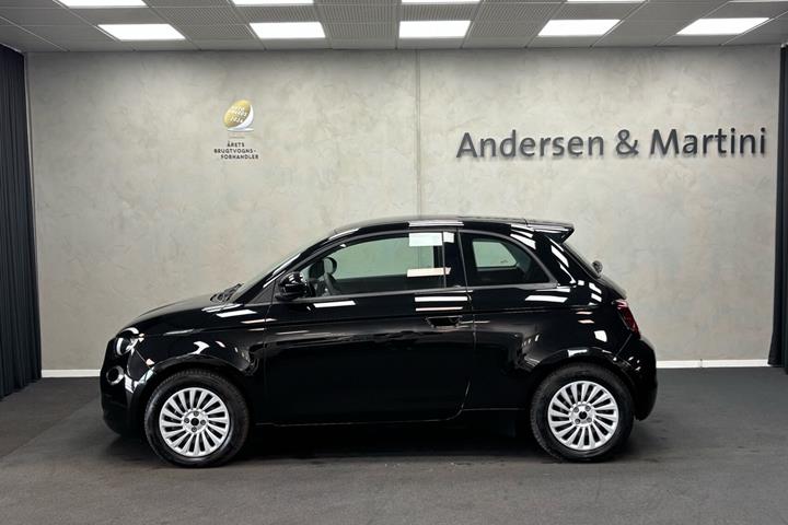 Sort Fiat 500e fra 2023