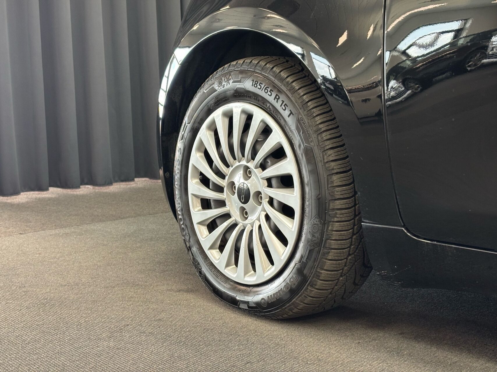 Sort Fiat 500e fra 2023