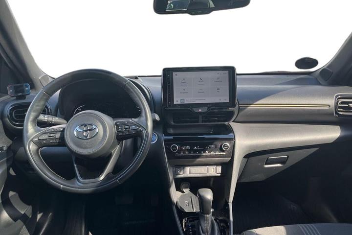 Bronze Toyota Yaris Cross fra 2023