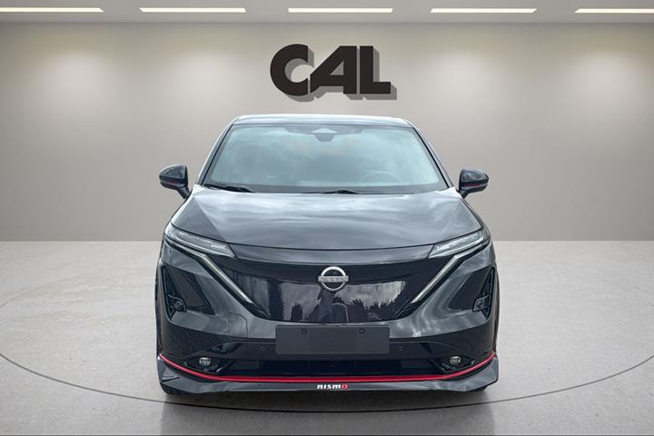 Sort Nissan Ariya fra 2026