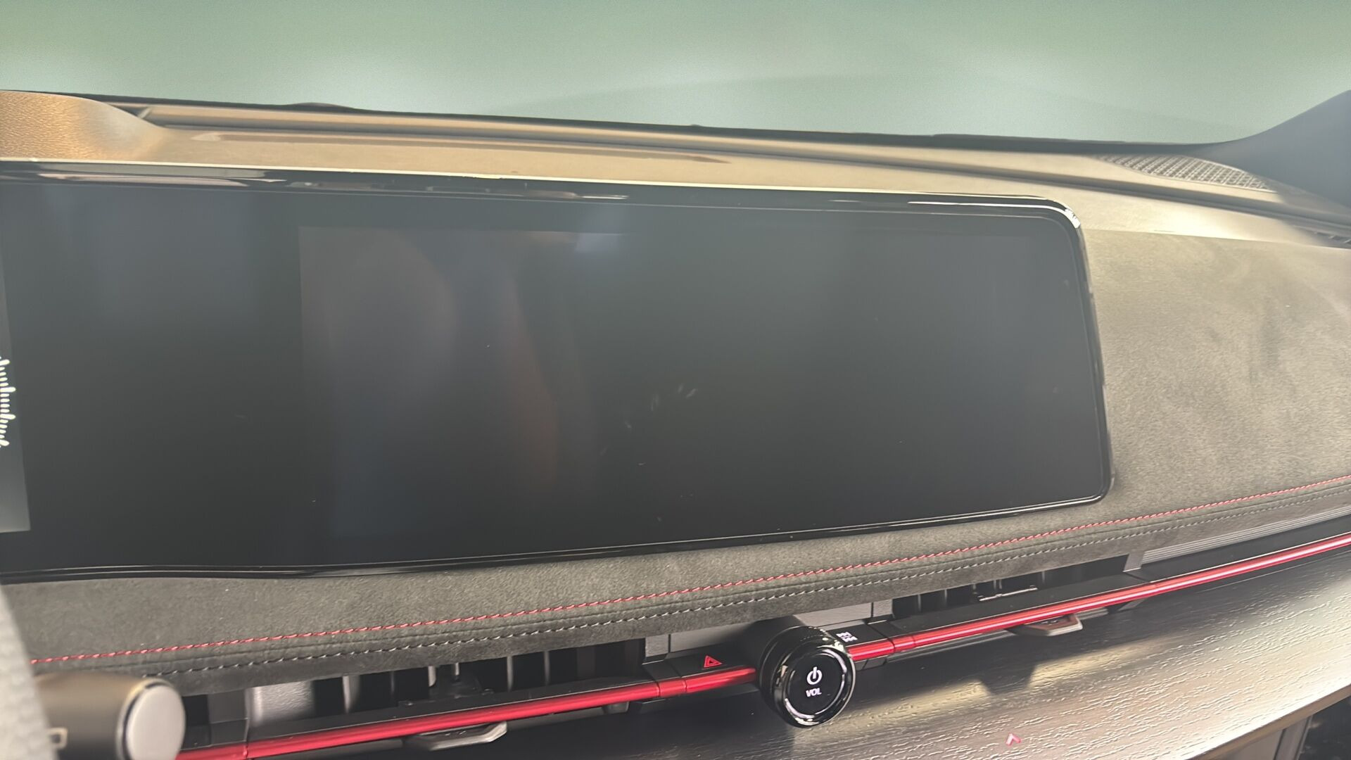 Sort Nissan Ariya fra 2026