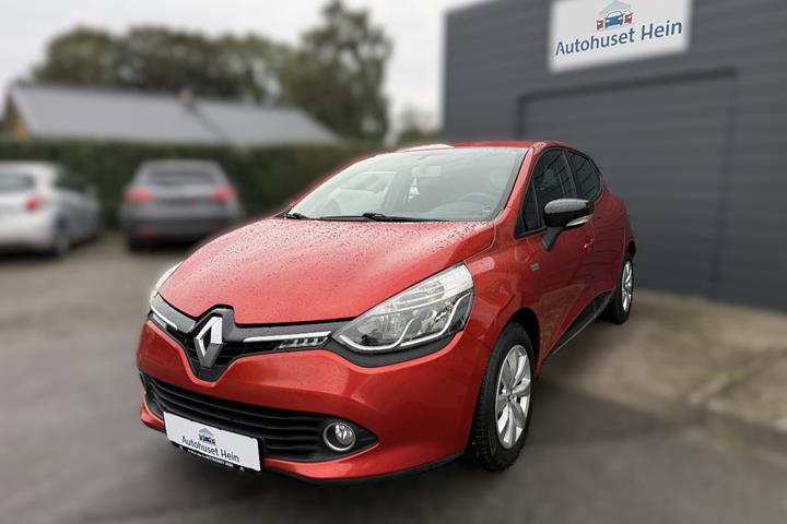 Rød Renault Clio IV fra 2014