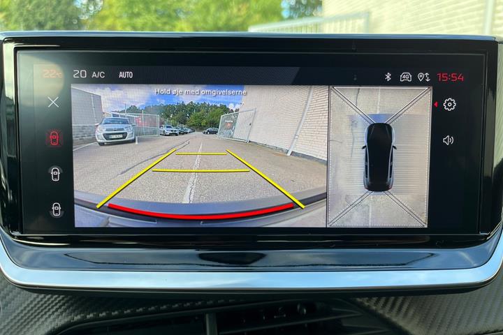 Grå Peugeot 208 fra 2024
