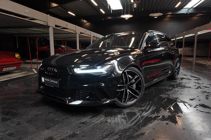 Sort Audi RS6 fra 2018