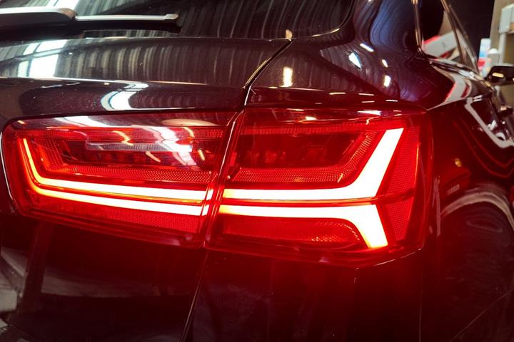 Sort Audi RS6 fra 2018