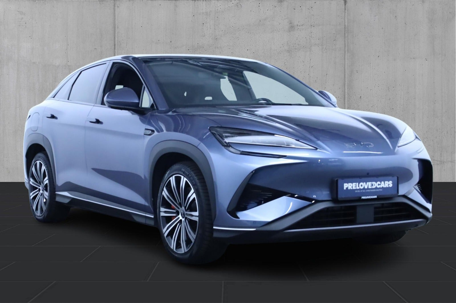 Grå BYD Sealion 7 fra 2025