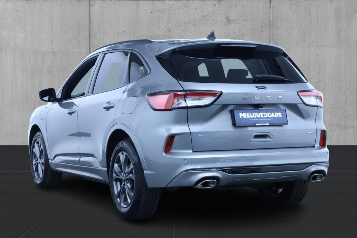 Sølv Ford Kuga fra 2023