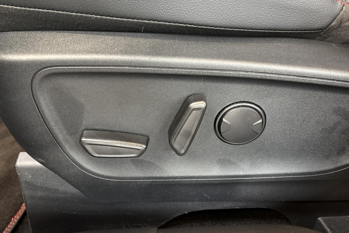Sølv Ford Kuga fra 2023
