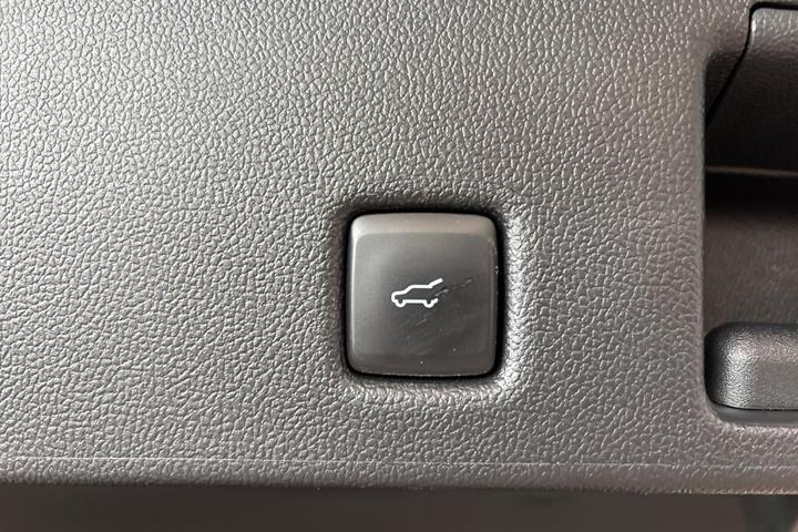 Sølv Ford Kuga fra 2023