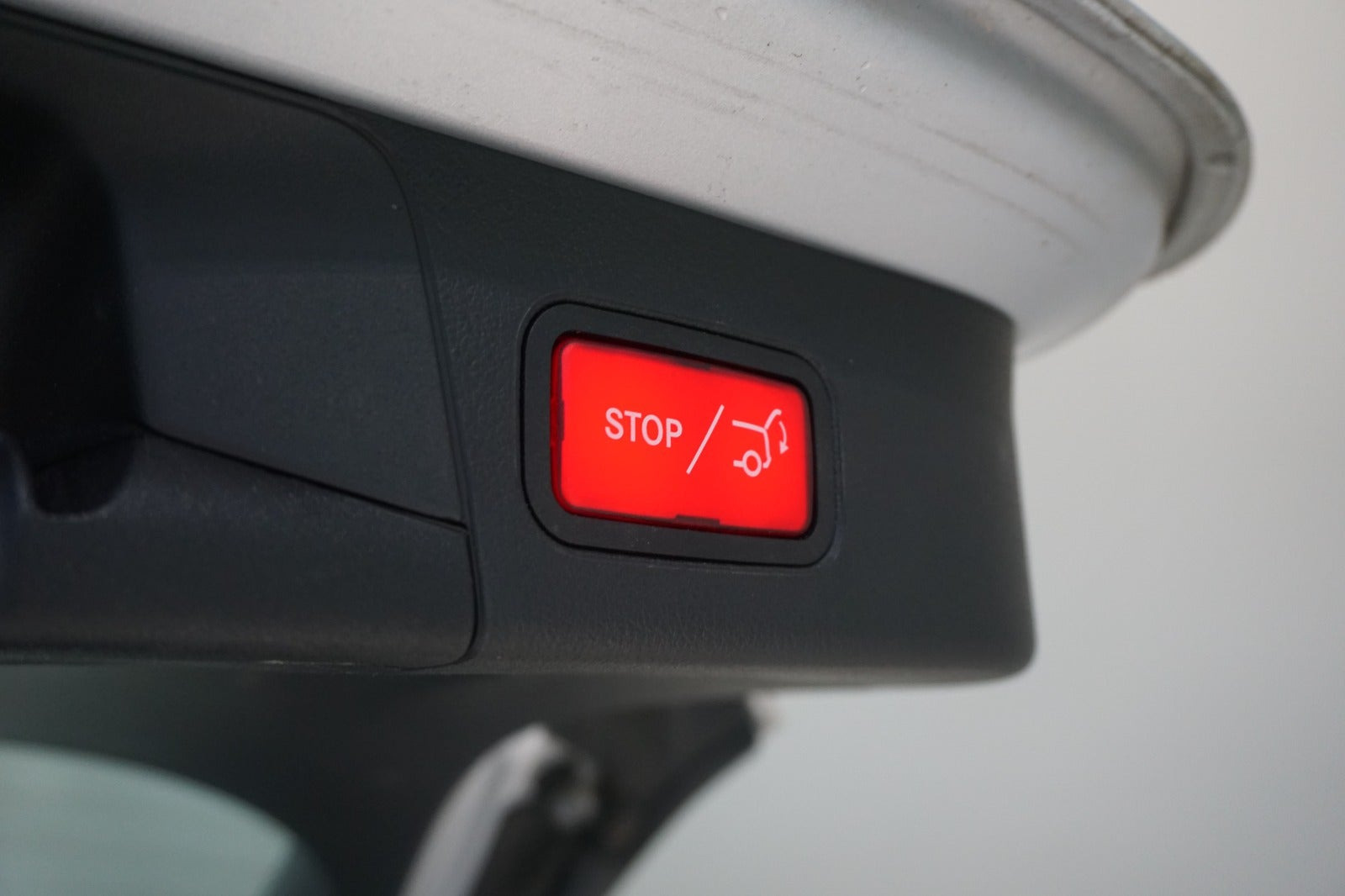 Sølv Mercedes B200 fra 2019