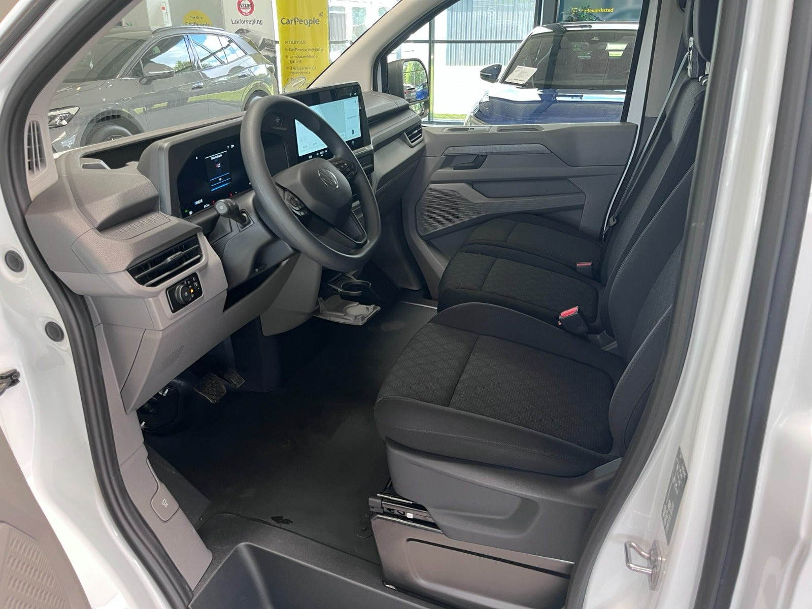 Hvid VW e-Transporter fra 2025