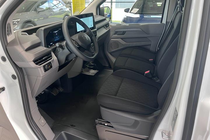 Hvid VW e-Transporter fra 2025