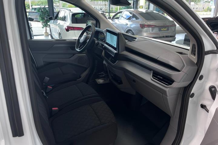 Hvid VW e-Transporter fra 2025