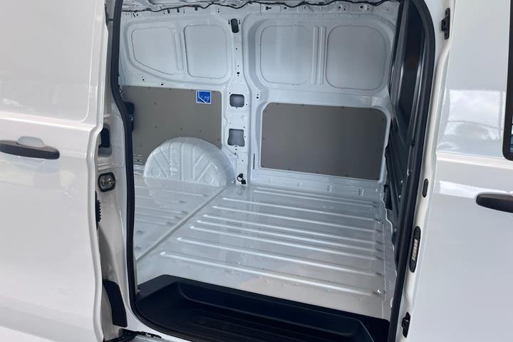 Hvid VW e-Transporter fra 2025