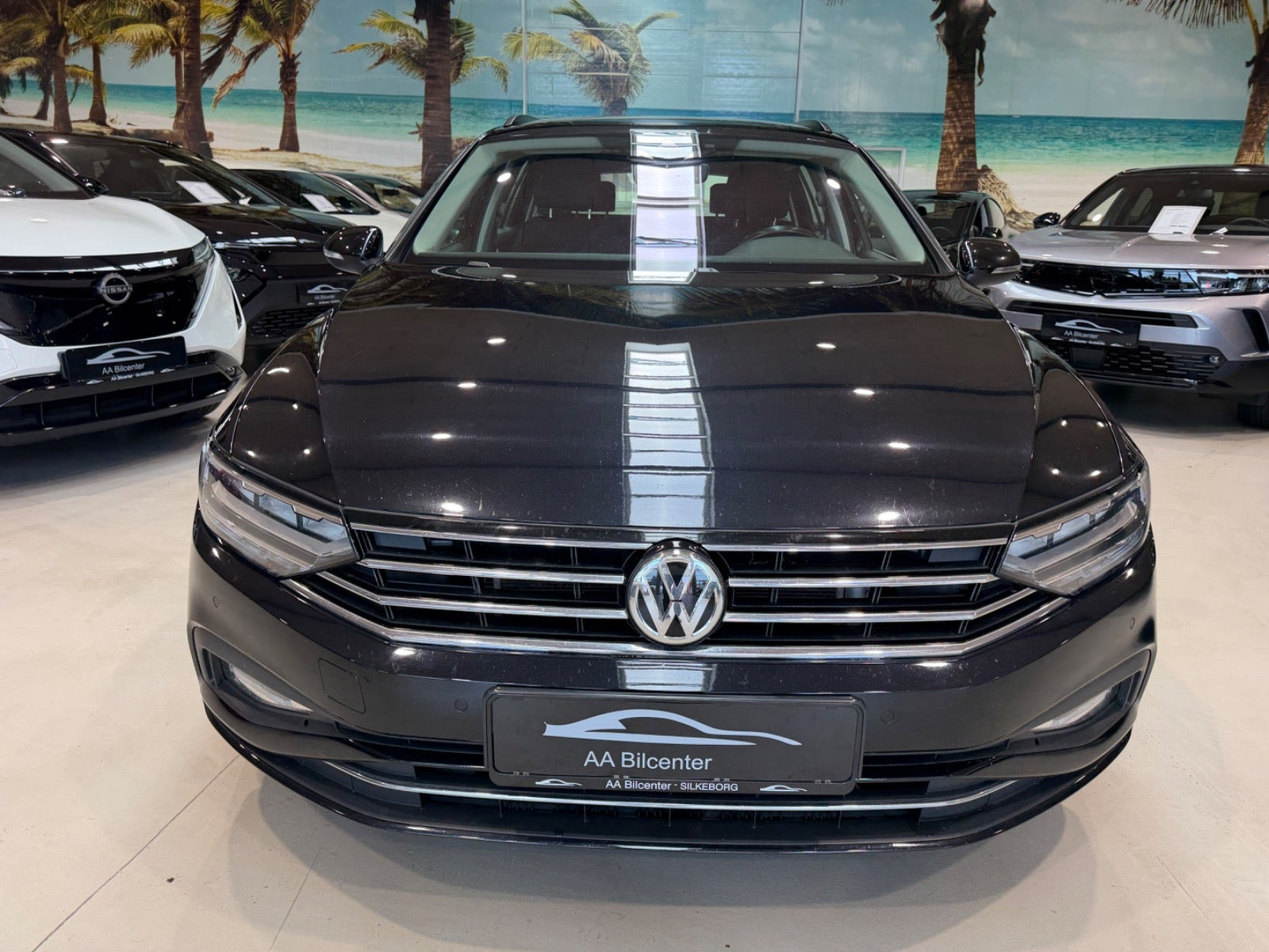 Sort VW Passat fra 2020