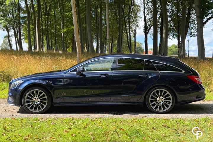 Blå Mercedes CLS250 d fra 2017