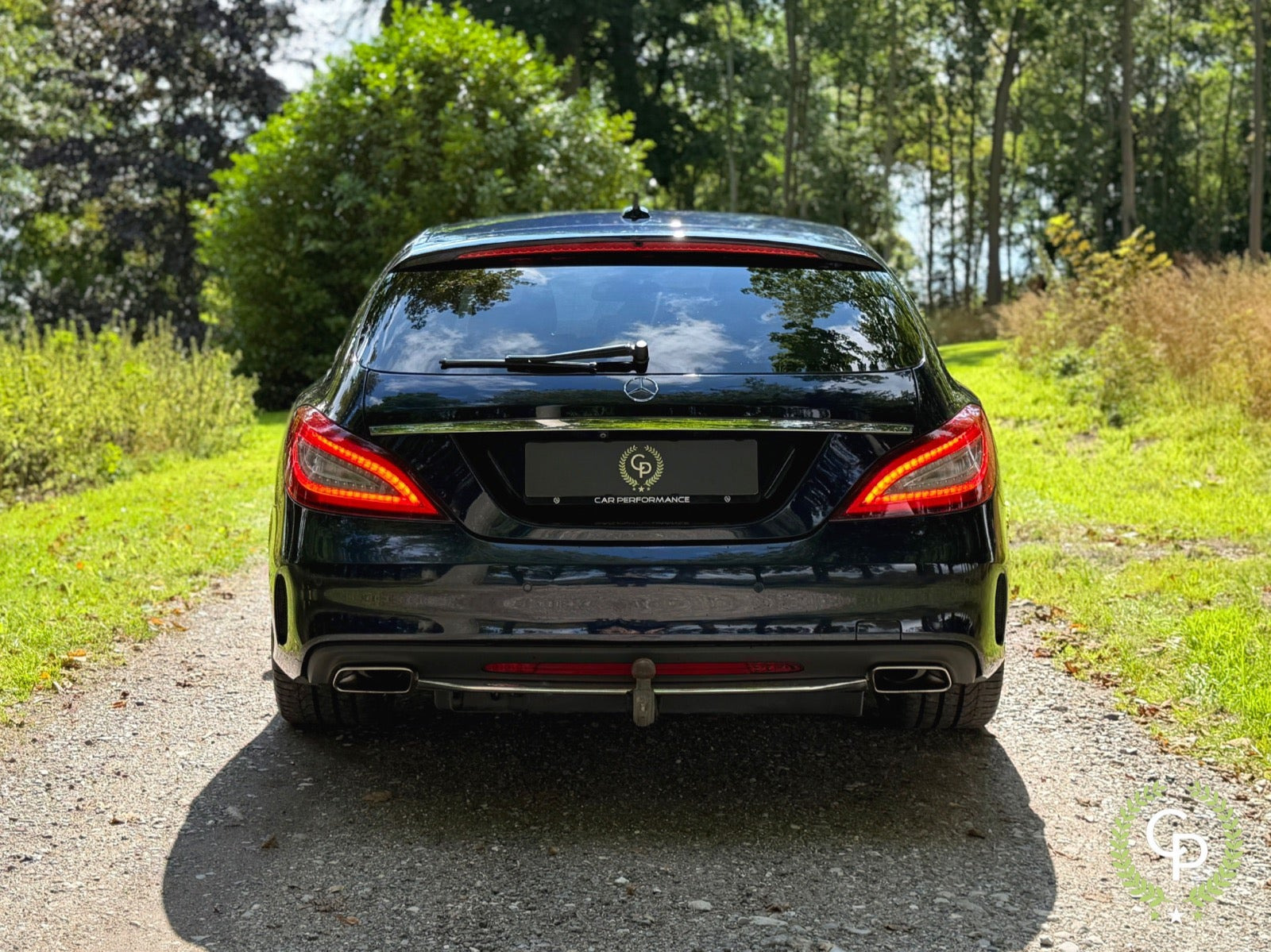 Blå Mercedes CLS250 d fra 2017