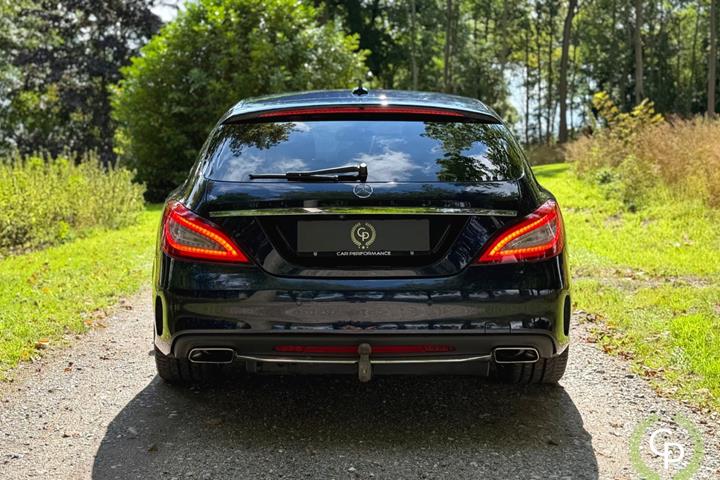 Blå Mercedes CLS250 d fra 2017