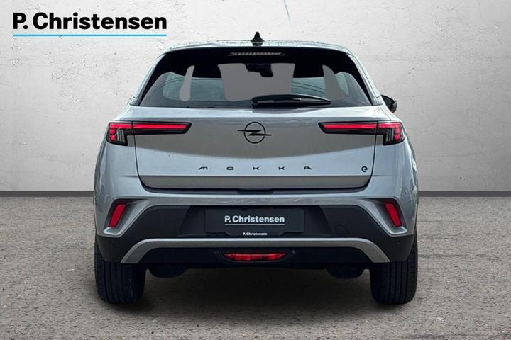Grå Opel Mokka-e fra 2025