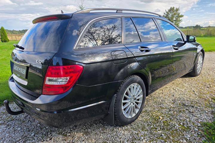 undefined Mercedes C220 fra 2011