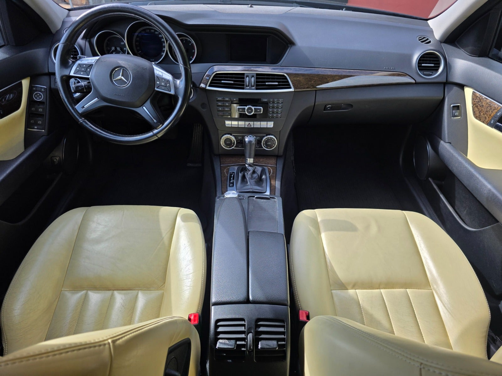 undefined Mercedes C220 fra 2011