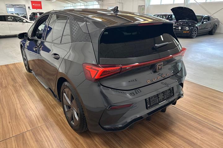 Grøn Cupra Born fra 2022