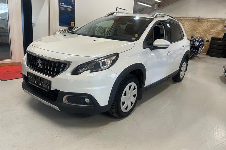 Hvid Peugeot 2008 fra 2017
