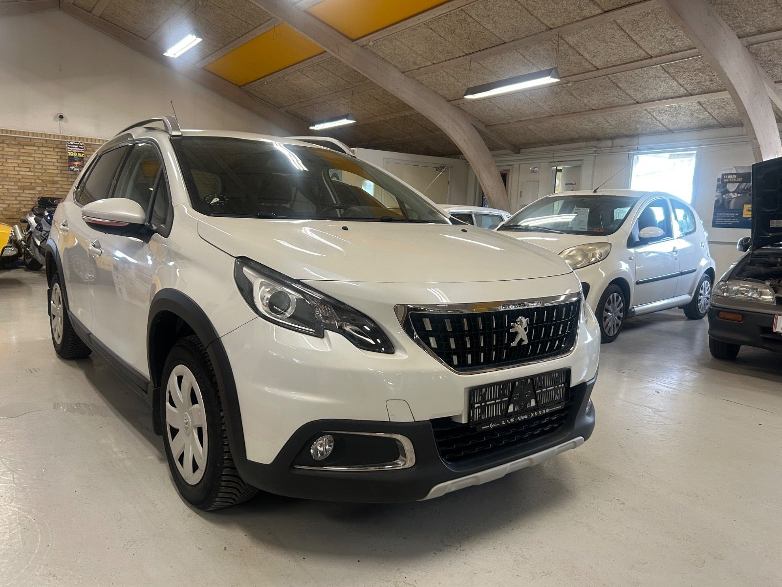 Hvid Peugeot 2008 fra 2017