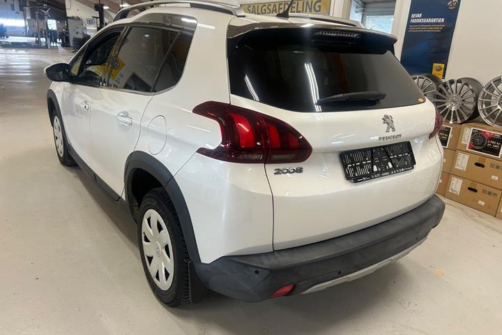 Hvid Peugeot 2008 fra 2017