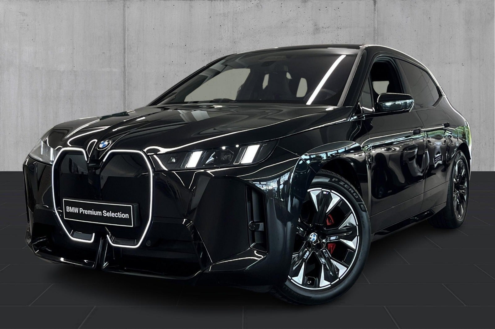 BMW iX xDrive60 Fully Charged