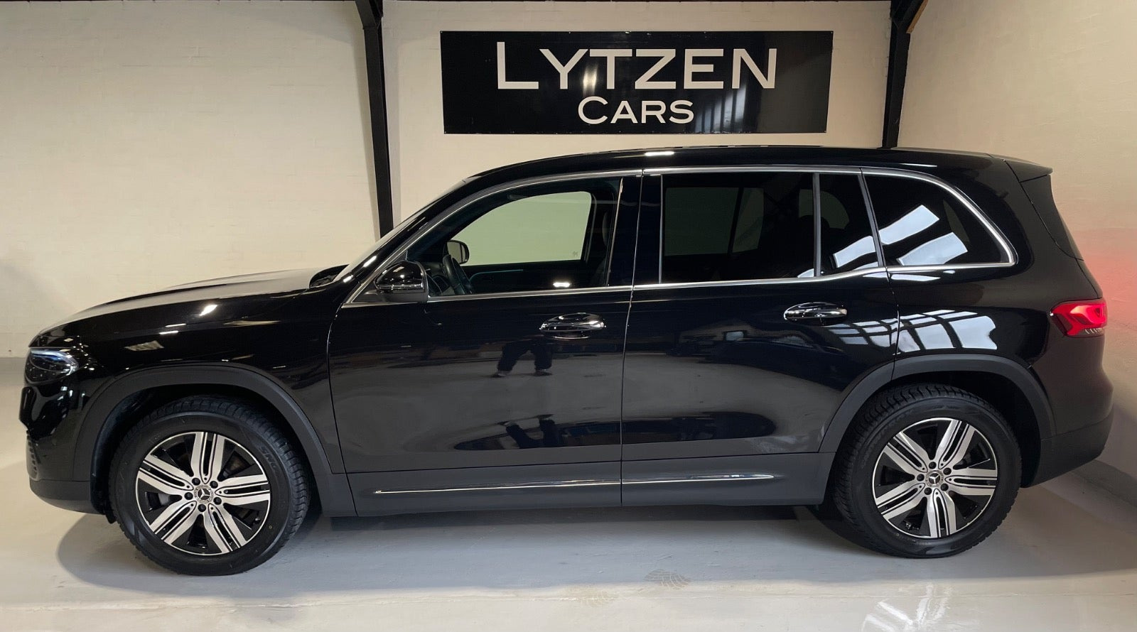 undefined Mercedes EQB250+ fra 2023