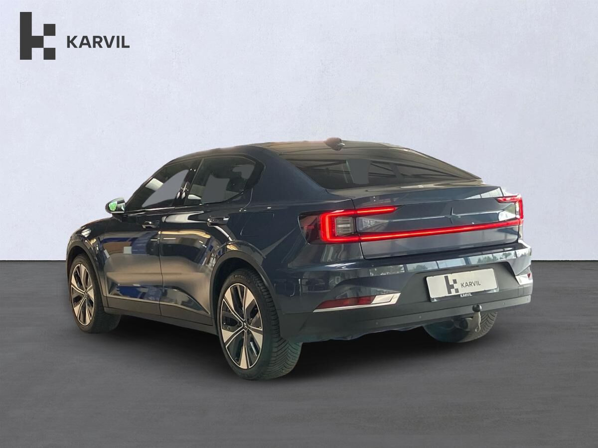 Blå Polestar 2 fra 2023