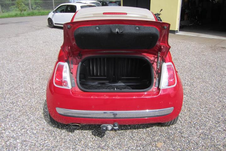 Rød Fiat 500 fra 2010