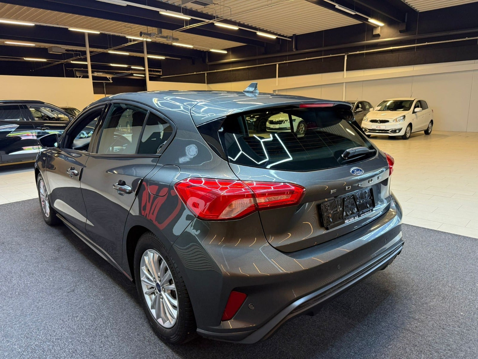 Grå Ford Focus fra 2019
