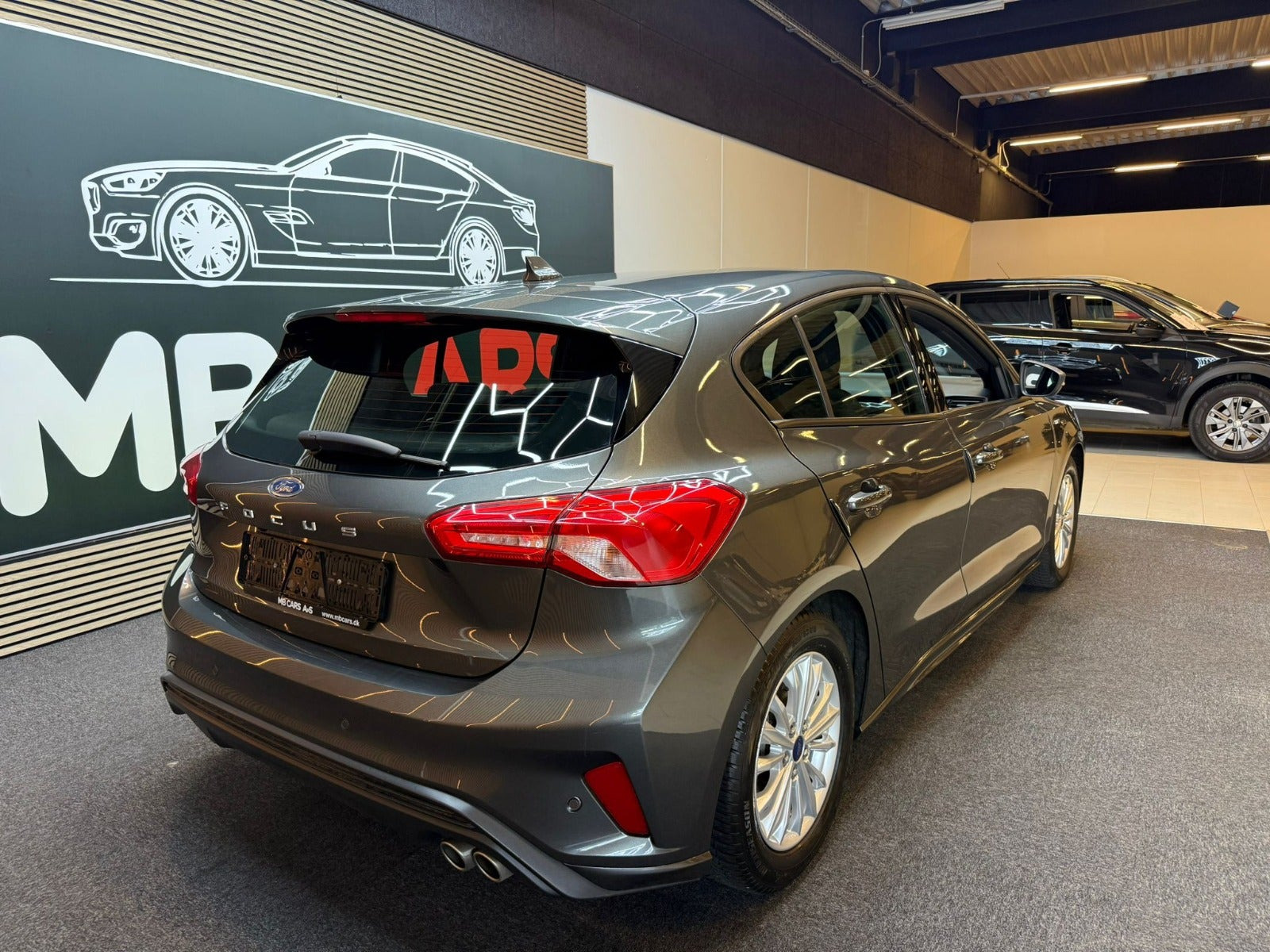 Grå Ford Focus fra 2019