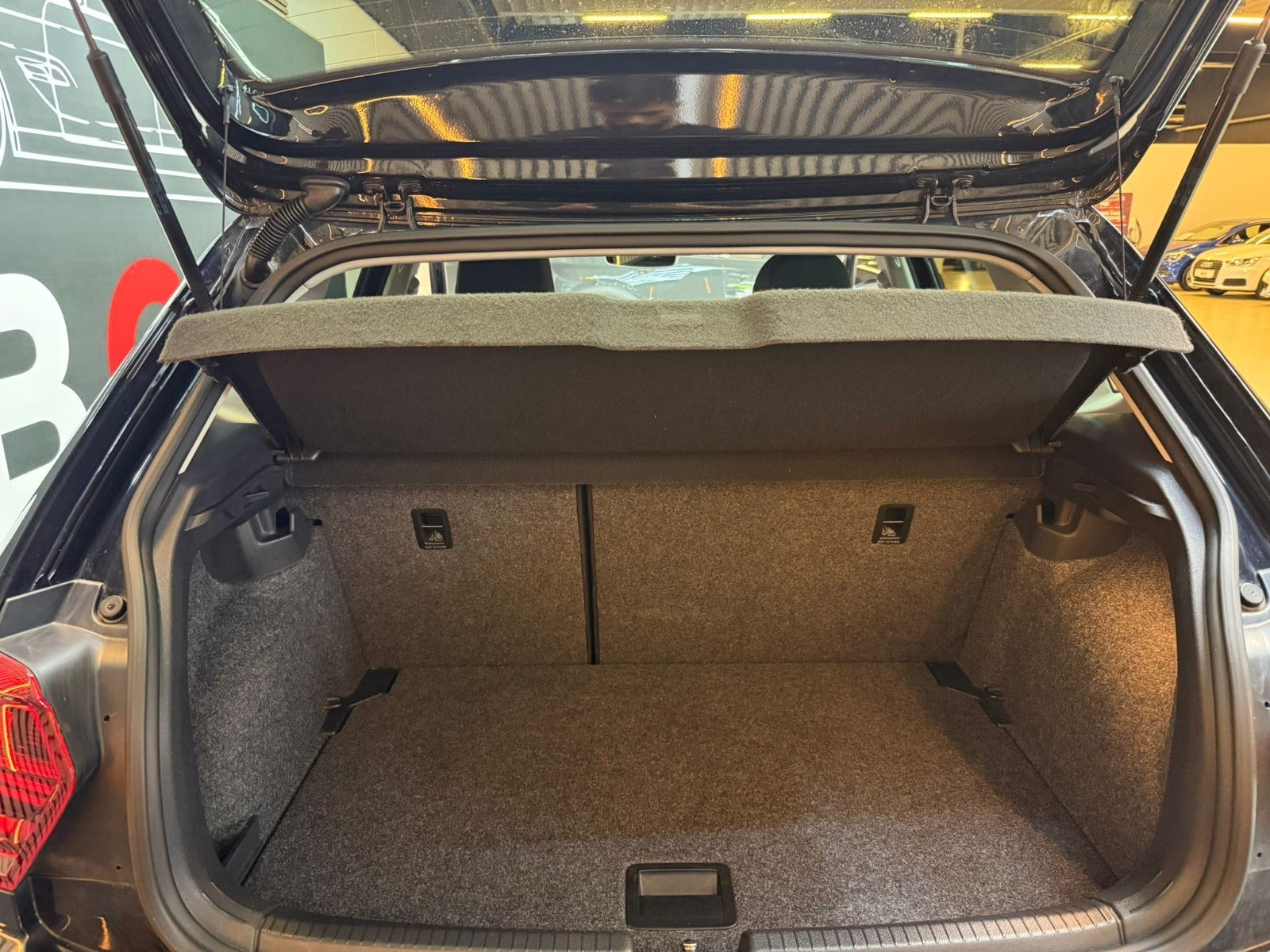 Sort VW Polo fra 2019