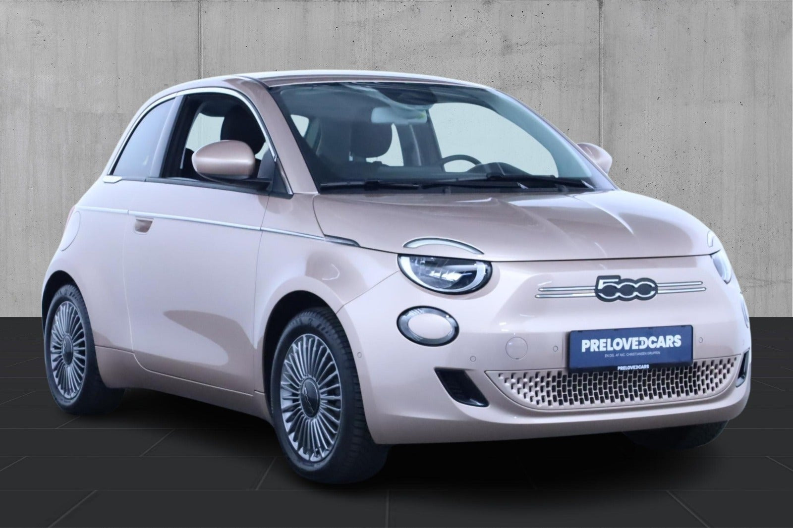 Kobber Fiat 500e fra 2023