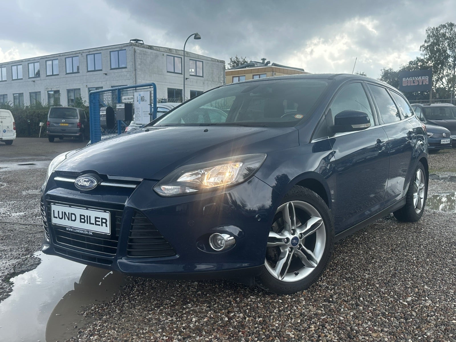 Blå Ford Focus fra 2014