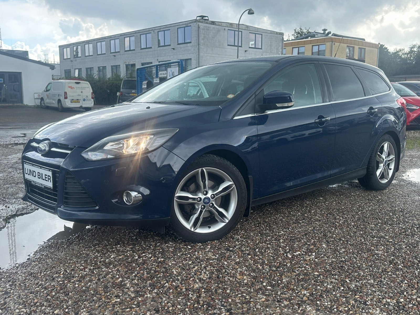 Blå Ford Focus fra 2014