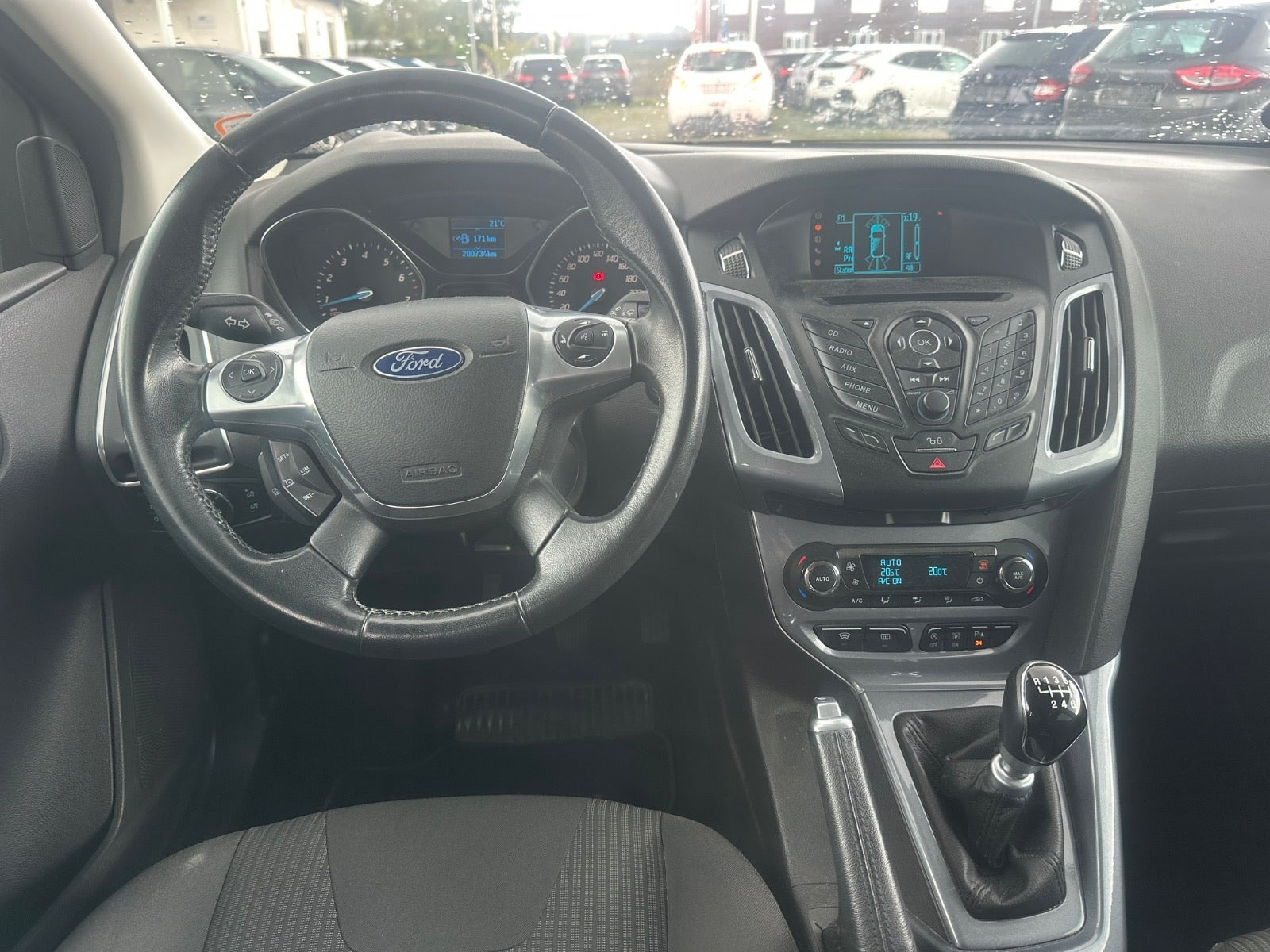Blå Ford Focus fra 2014