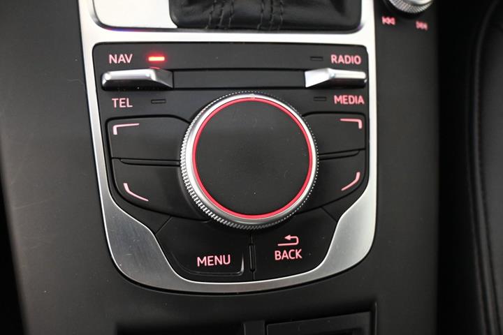 Sort Audi A3 fra 2015