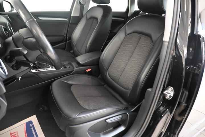 Sort Audi A3 fra 2015