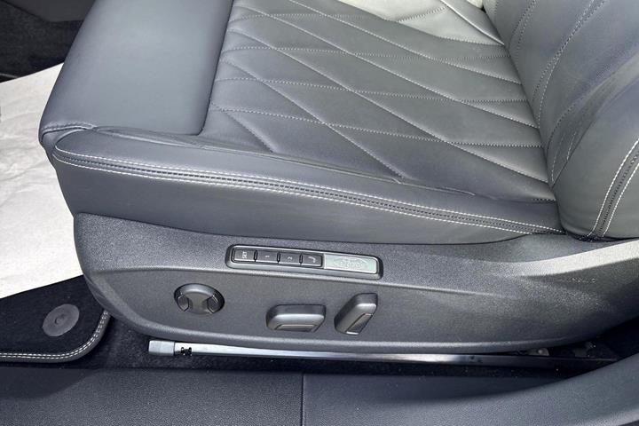 undefined Ford Explorer fra 2025