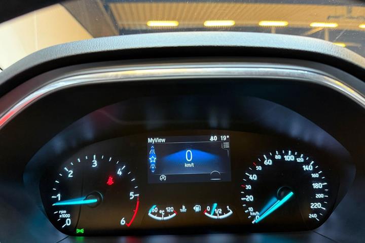 Grå Ford Focus fra 2020