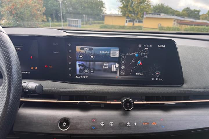 Rød Nissan Ariya fra 2023