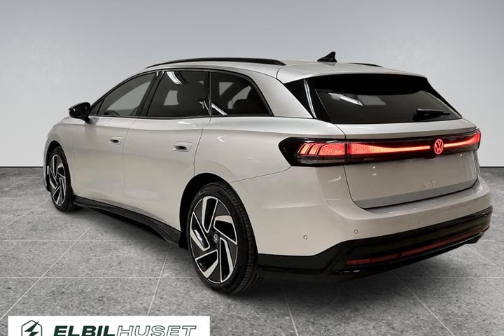 Sølv VW ID.7 fra 2025