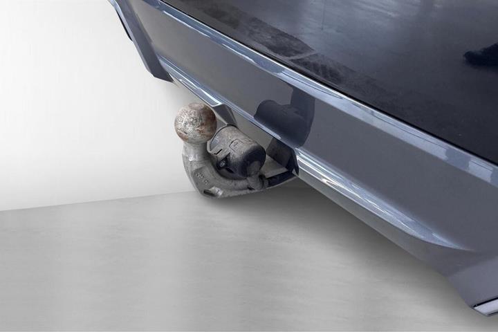 Sort BMW i4 fra 2023
