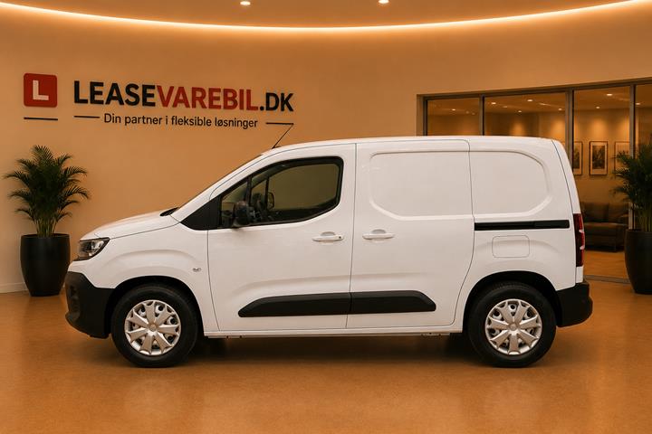 Hvid Opel Combo-e fra 2024