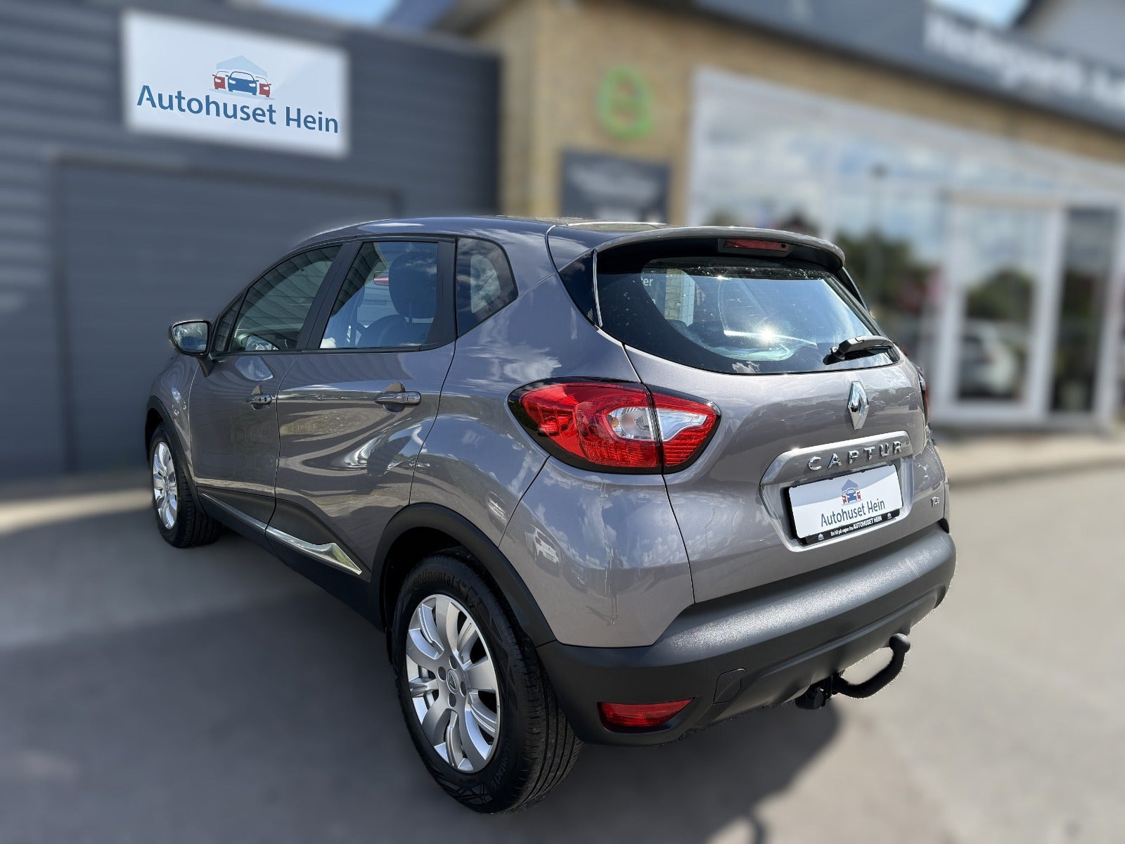Grå Renault Captur fra 2013