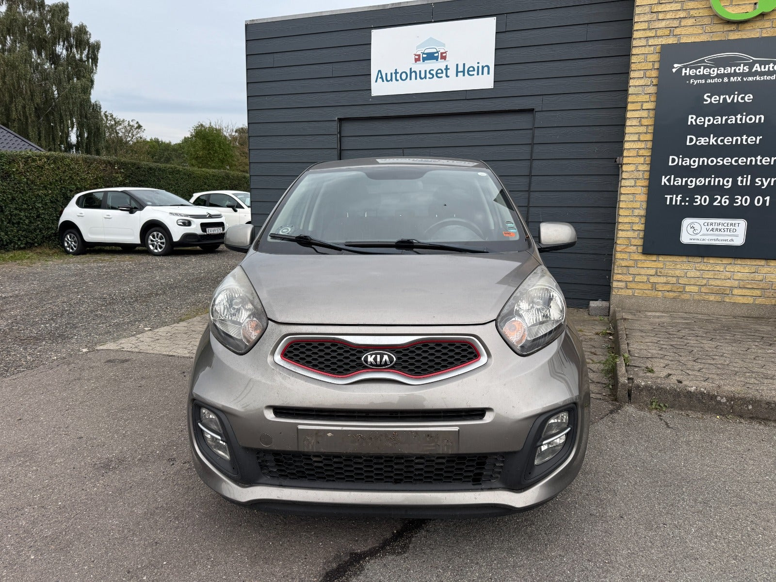 Grå Kia Picanto fra 2015